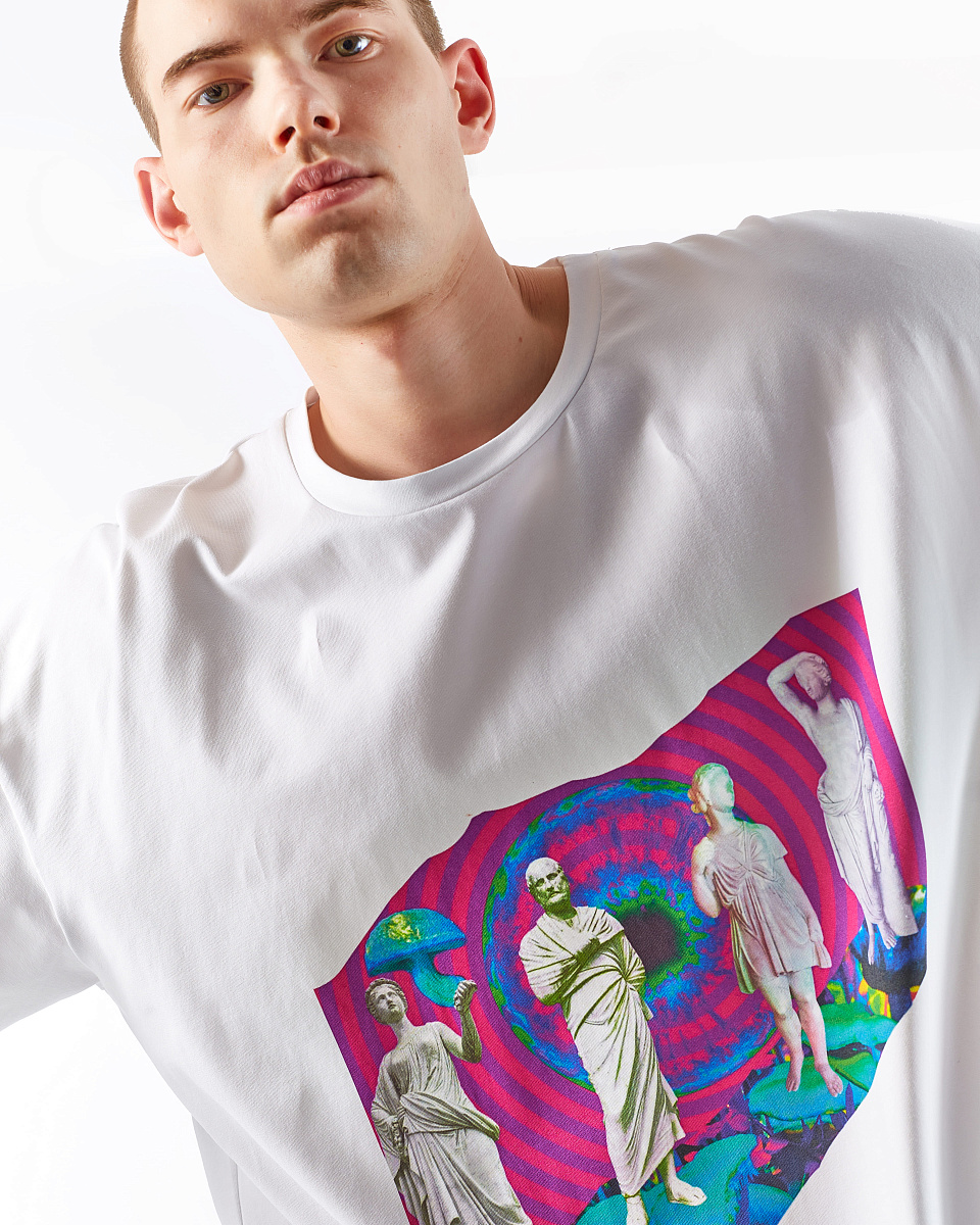 Футболка с принтом №7 Статуи Футболка с принтом №7 Статуи